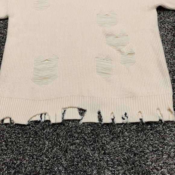 POL Cream Distressed Sweater S - Picture 8 of 12